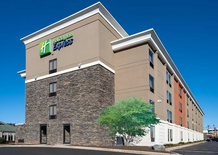 Holiday Inn Express & Suites Greensboro - I-40 Atwendover By Ihg