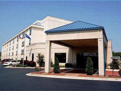 Hotel Express & - I-40 Atwendover By Ihg 2*