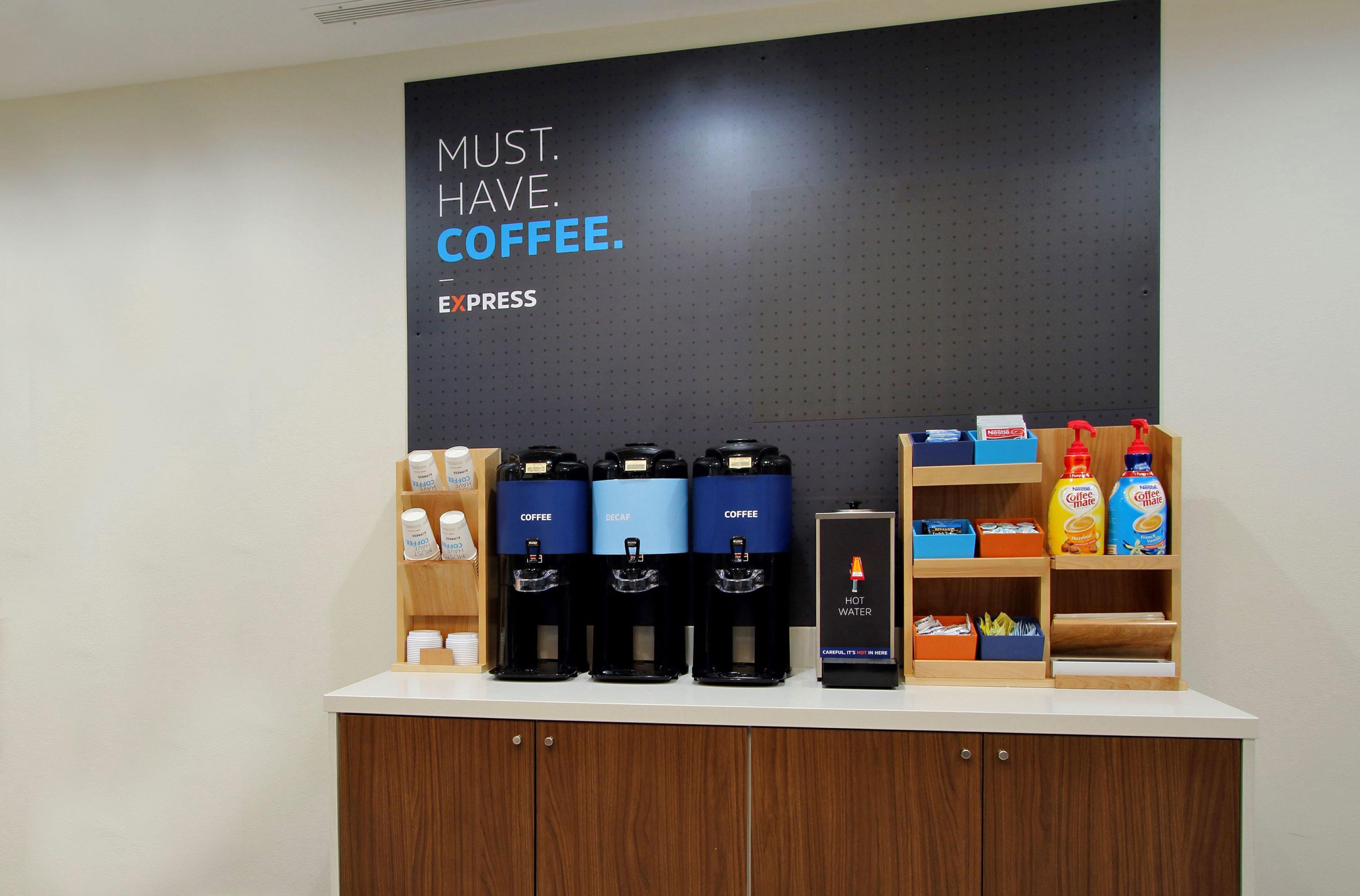 Express & - I-40 Atwendover By Ihg Hotel