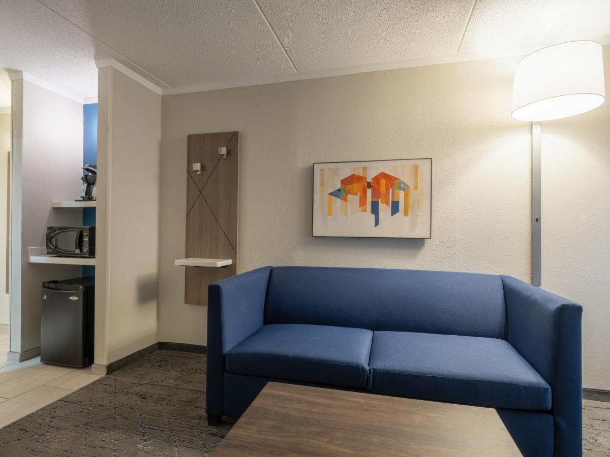 Hotel Express & - I-40 Atwendover By Ihg 2*