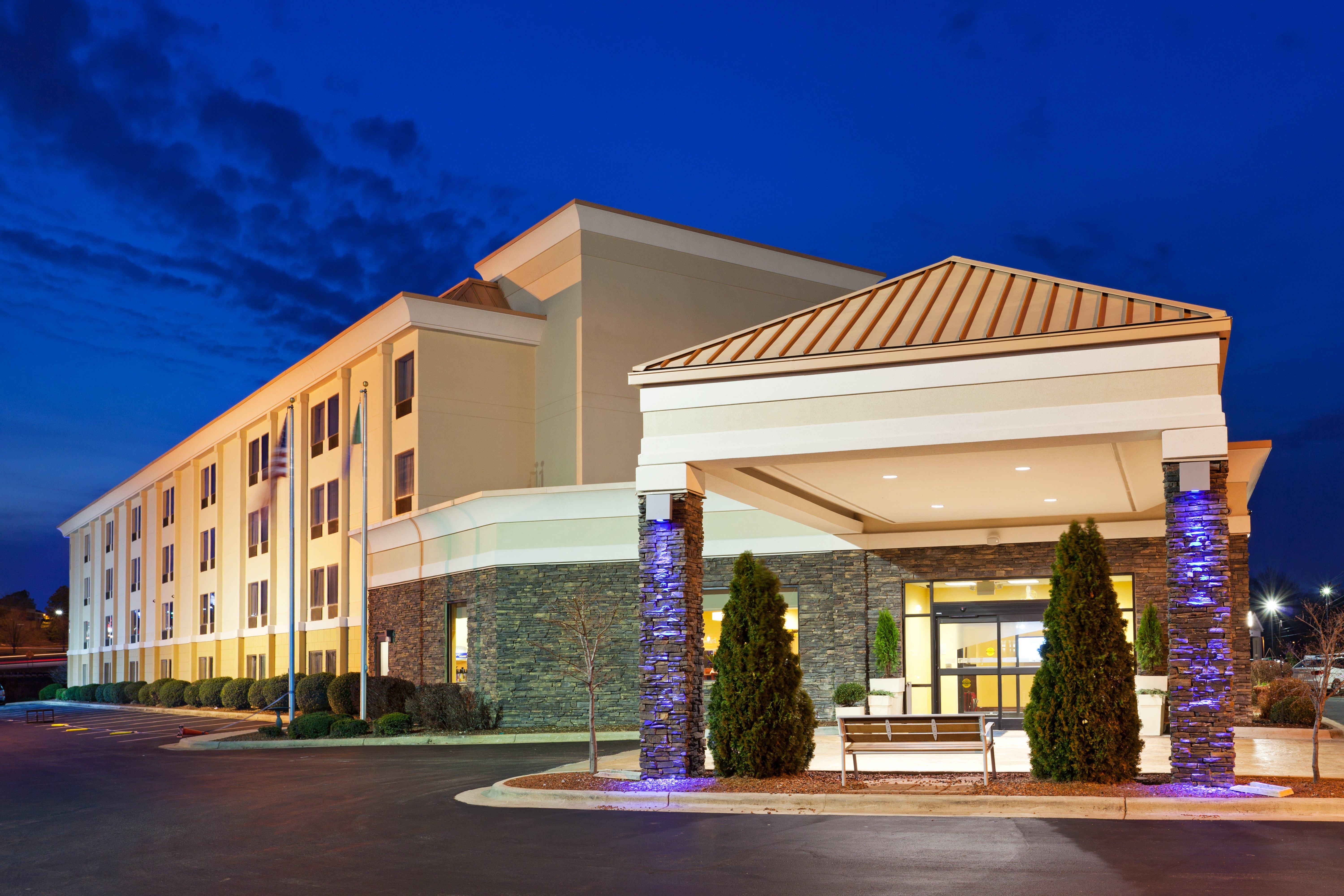 Hotel Express & - I-40 Atwendover By Ihg Greensboro